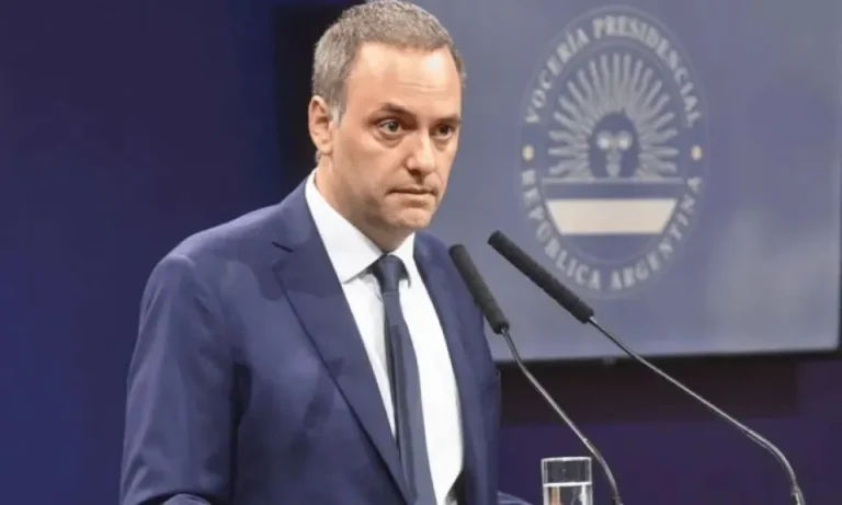 El Gobierno denunció una operación de inteligencia ilegal por los audios de Karina Milei