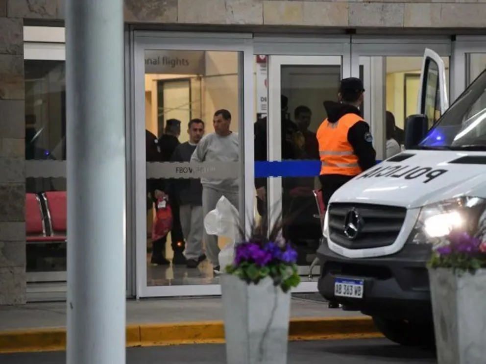 Llegó a Ezeiza un nuevo vuelo con argentinos deportados desde EE.UU.