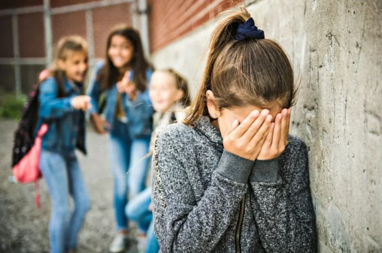 Una niña intentó quitarse la vida tras sufrir bullying en la escuela