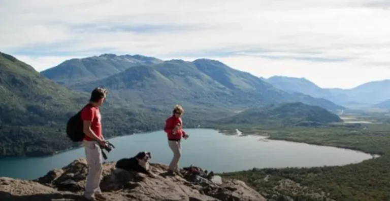 Aventura en la Cordillera: Impulsan el senderismo de montaña en la provincia