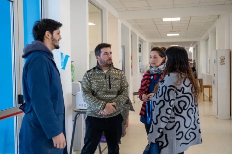Analizan reactivar la obra de captación de agua de mar en Biología Marina