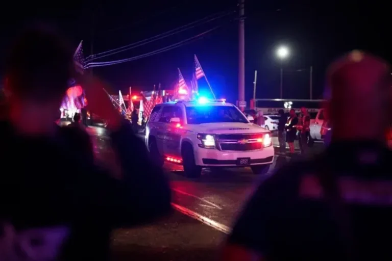 Tiroteo en Estados Unidos deja tres policías muertos