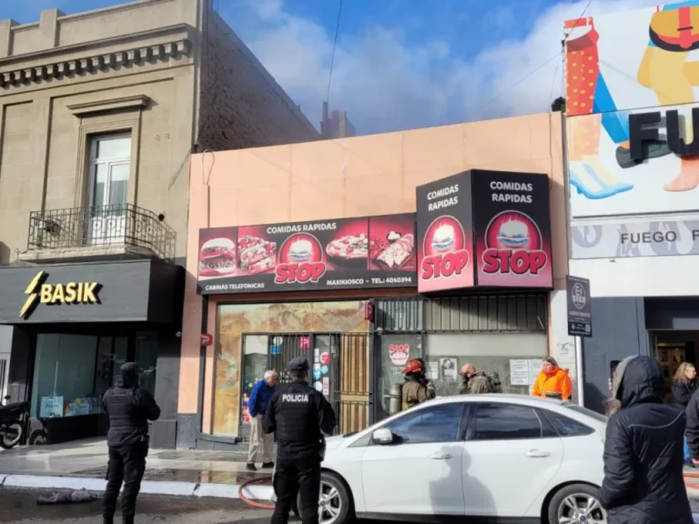 Incendio en pleno centro de Comodoro