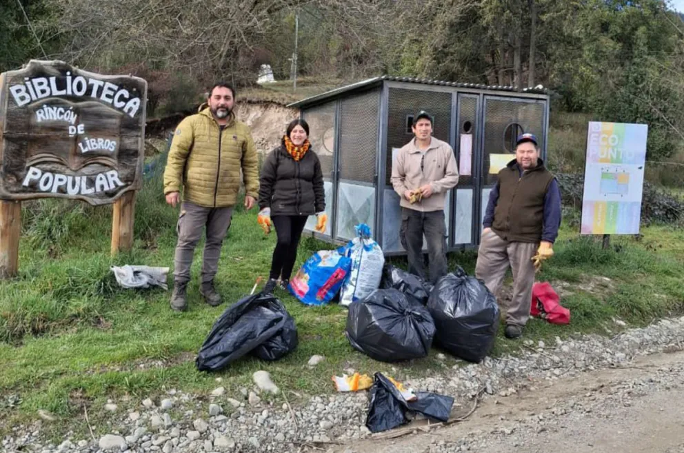 Vecinos de Rincón de Lobos se unen para realizar actividades de ordenamiento y limpieza