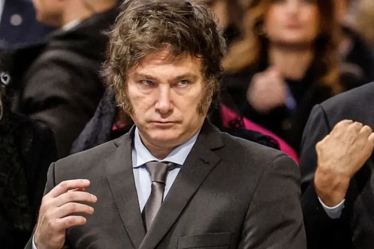 La imagen de Milei sigue cayendo en picada: crece la "bronca" social