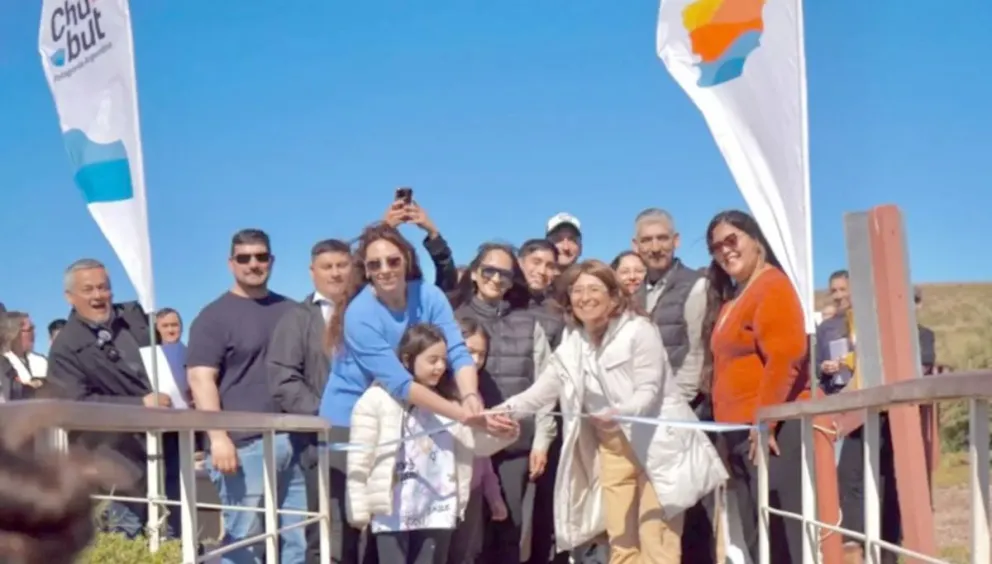 Camarones dio inicio a la temporada de pingüinos en Cabo Dos Bahías