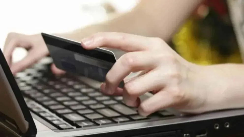 Alerta en Chubut: fraude digital con falsas promociones de combustible