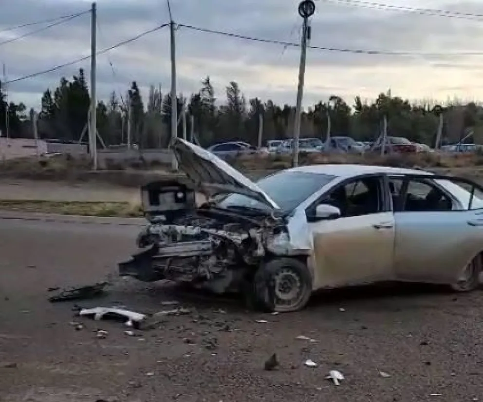 Choque frontal en el Camino Roque González