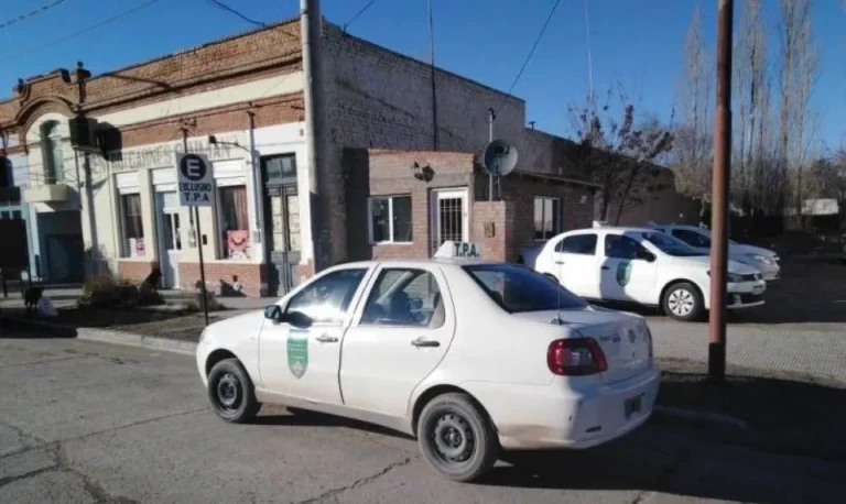 Taxistas de Gaiman evitaron que aprobaran un aumento 