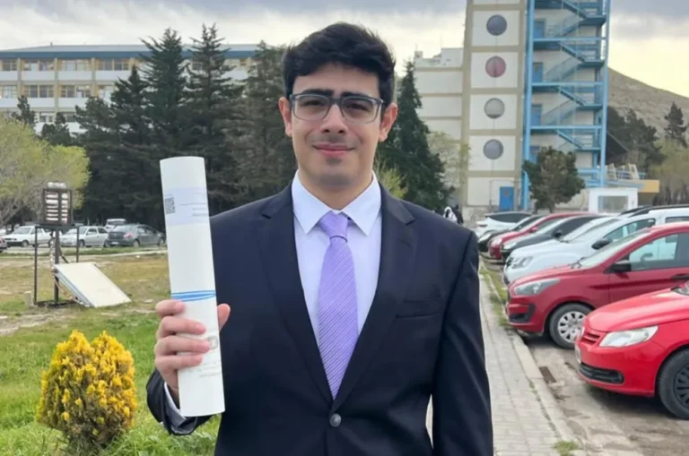 Un deseadense cumplió el sueño de recibirse de abogado en la Universidad San Juan Bosco