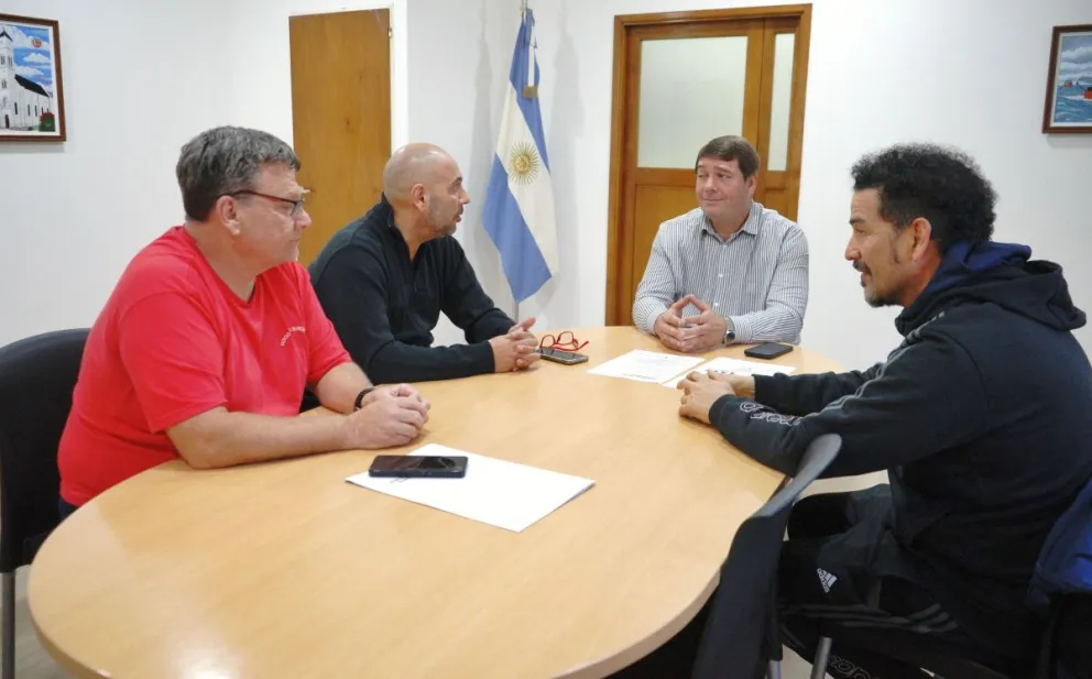 Municipio de Rawson y Chubut Deportes articulan acciones para la capacitación en medicina del deporte y entrenamiento