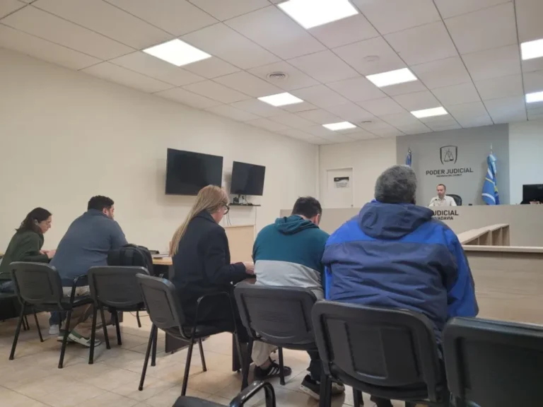 El hombre que se atrincheró con sus hijos seguirá detenido y afrontará un juicio rápido