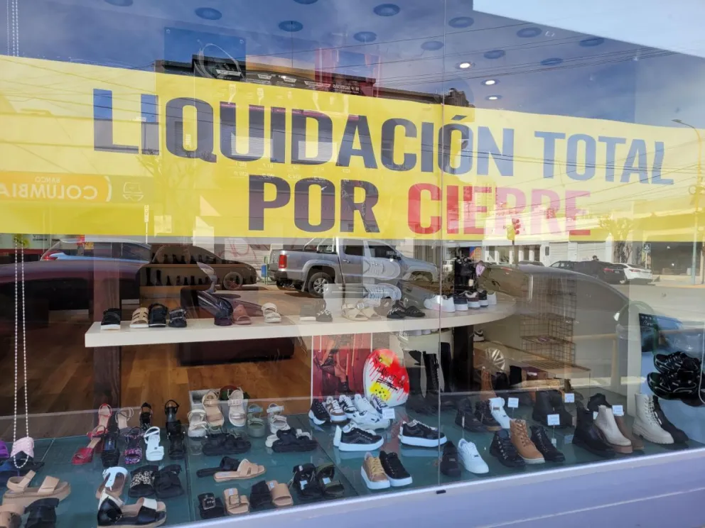 Comodoro pierde otra zapatería histórica: cierra Lady Stork tras 25 años