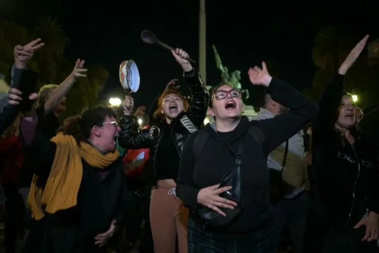 Ruidazo: Se ha convocado a una protesta durante la cadena nacional que dará Milei esta noche