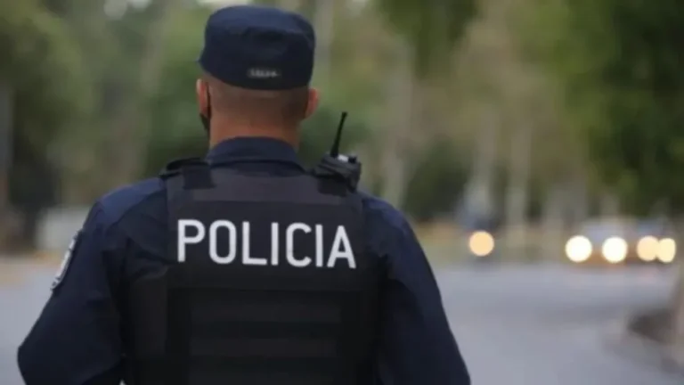 Un policía simuló vivir en la Patagonia para cobrar más y lo descubrieron luego de 10 años