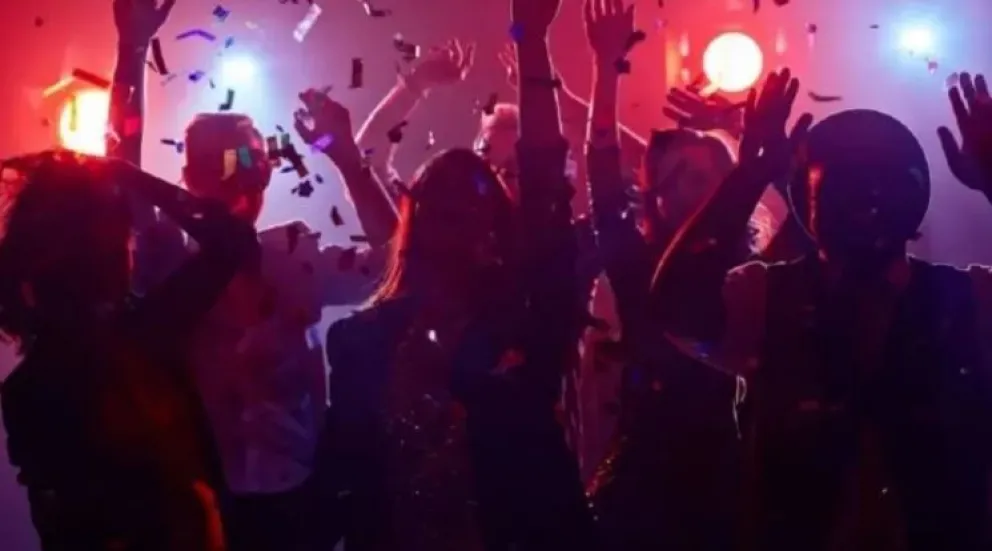 Fiestas de egreso: Las tarjetas para 2026 ya cuestan entre 150 y 180 mil pesos