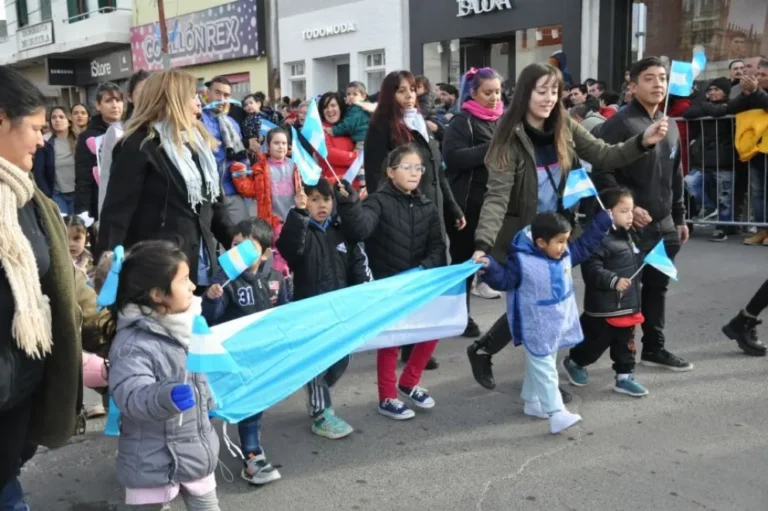 Día del Estudiante: El lunes desfilarán 33 jardines por la calle San Martín