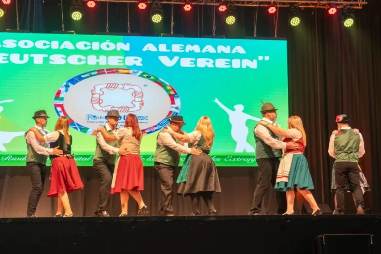 Con importante convocatoria, se celebra la 38ª Feria de las Colectividades Extranjeras