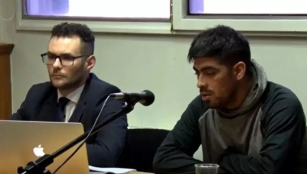 El sospechoso del crimen de Rodrigo Colihuinca que se atrincheró con un arma en la casa de su ex, terminó preso e internado