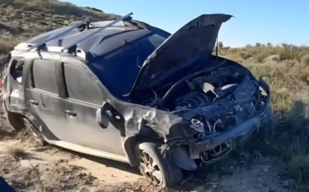 Fuerte vuelco cerca de Caleta Olivia: una ráfaga de viento hizo que pierda el control de su vehículo