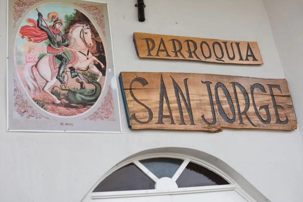Reúnen fondos para el SUM de la Parroquia San Jorge