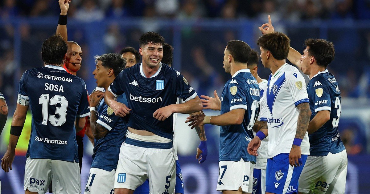 Vélez y Racing jugaron un típico partido de Copa Libertadores, intenso y caliente, pero también fue el show de "los simuladores"