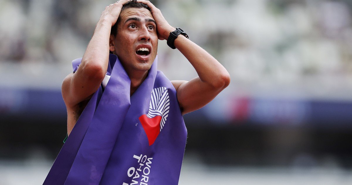 Caio Bonfim y una marcha de locos: perdió su anillo de boda y cruzó la meta sin darse cuenta que era campeón del mundo