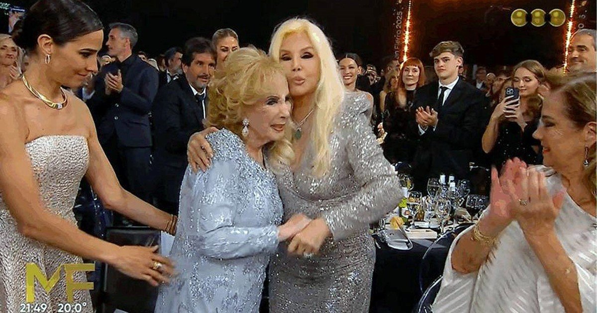 La otra noche de Mirtha Legrand en los Martín Fierro 2025: el homenaje, el consuelo de Susana y la picardía de siempre con un palito para Luis Ventura