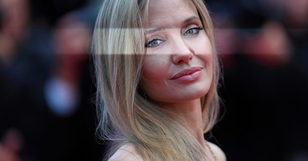 Angelina Jolie hizo una película sobre el cáncer de mama que le recordó duros momentos de su vida y la muerte de su madre