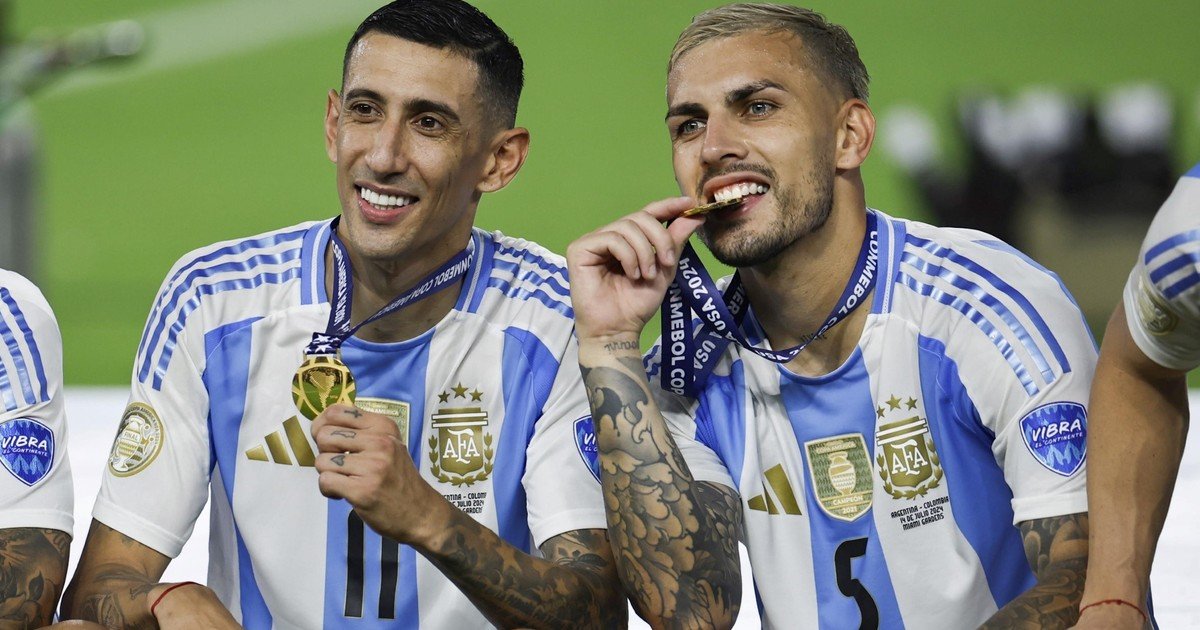 Di María vs Paredes: tuvieron que pasar 28 años para que dos campeones del mundo con Argentina vuelvan a chocar en el torneo local