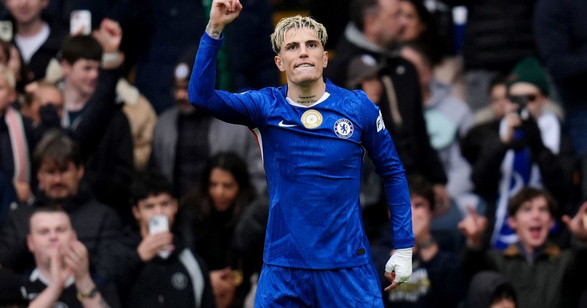 Alejandro Garnacho convirtió su primer gol en el Chelsea con una gran definición