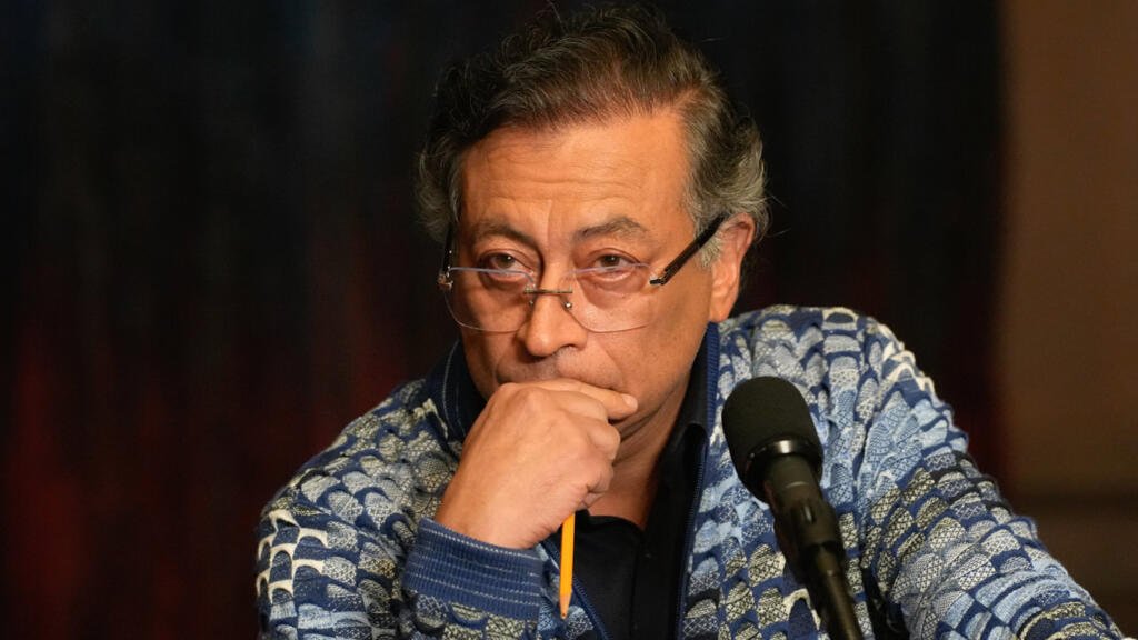 Petro apunta a que nueva lancha bombardeada era colombiana y acusa a Trump de abrir "guerra" en el Caribe