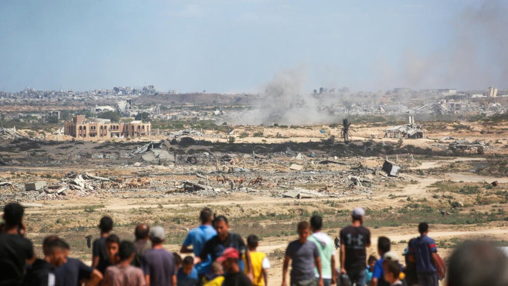 Hamás acepta parcialmente plan para Gaza, pero pide negociación; Trump urge a Israel a parar bombardeos en Gaza