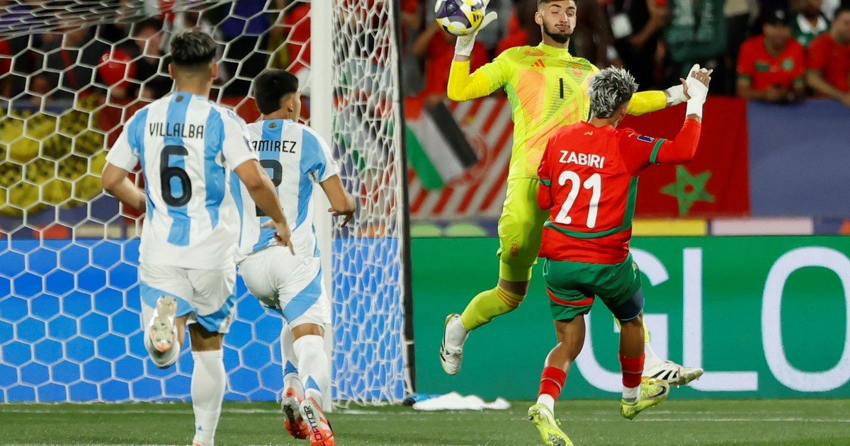 La gran polémica en el arranque de la final del Mundial Sub 20 entre Argentina vs Marruecos: qué decidió el árbitro tras el pedido de revisión de los africanos