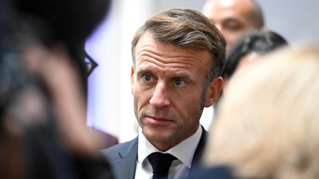 La presión para que renuncie acorrala a Macron: ¿qué pasa si el presidente de Francia dimite?