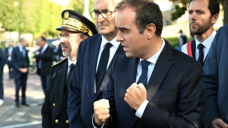 El primer ministro francés, Lecornu, dice que el nuevo gabinete "no debe ser rehén de intereses partidistas"