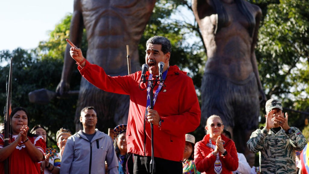 Maduro llama a formar brigadas milicianas indígenas para defender Venezuela