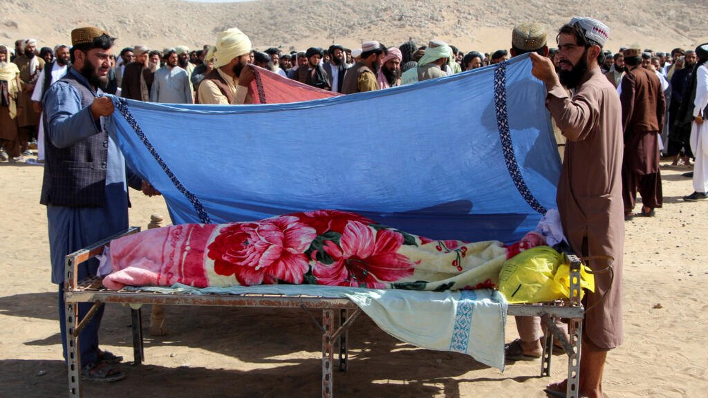 Pakistán se abre a prolongar el alto el fuego con Afganistán: "La pelota está en su cancha"