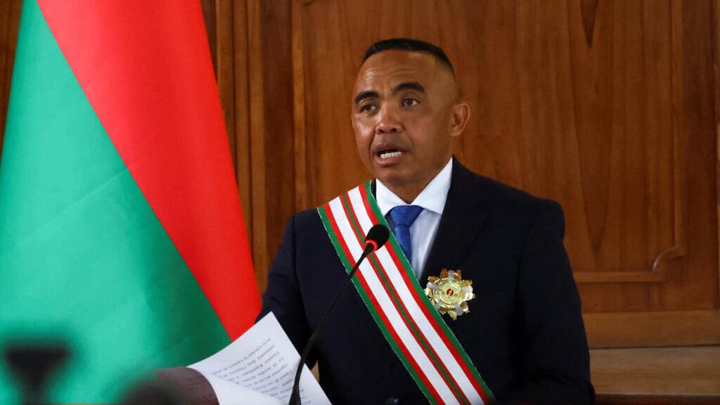Michael Randrianirina jura como presidente de Madagascar tras liderar golpe de Estado