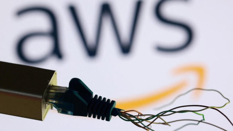 No fue un ataque: ¿qué ocasionó la falla global de Amazon Web Services?