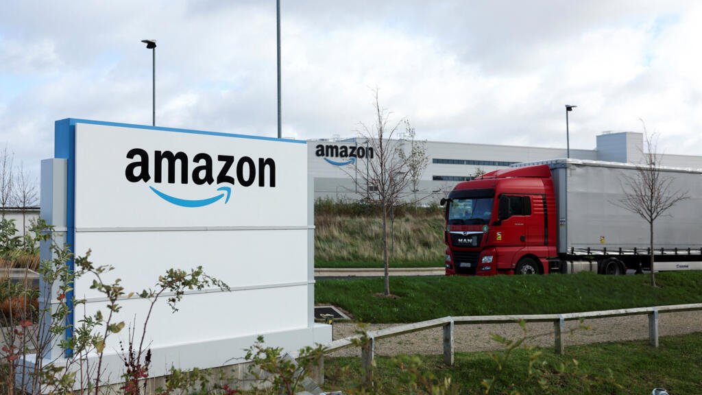 Amazon sucumbe ante la inteligencia artificial y anuncia que eliminará al menos 14.000 empleos