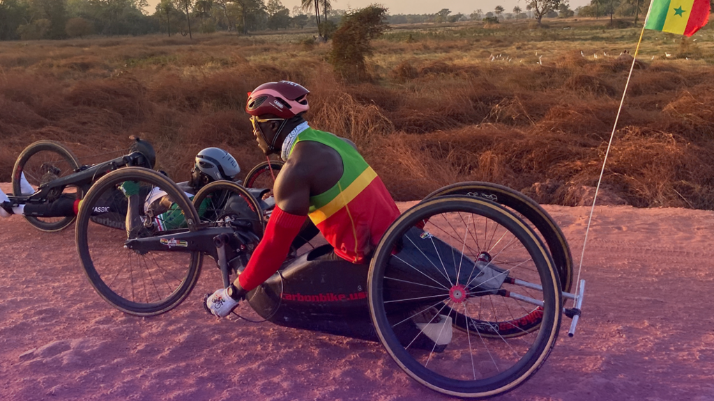 Revolución de las ruedas: los héroes del paraciclismo del Senegal
