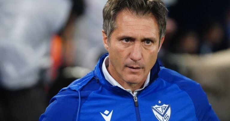 Sarmiento vs Vélez, por el Torneo Clausura 2025: minuto a minuto, en directo