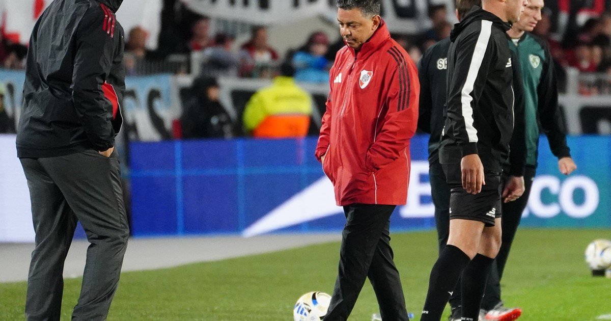 Marcelo Gallardo se hace cargo de la crisis futbolística de River: "Podría haberme quedado en mi casa disfrutando de la vida"
