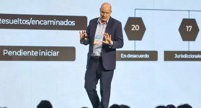 Sturzenegger dispara contra empresarios por la reforma laboral: "Les dimos libertad y no hacen nada"