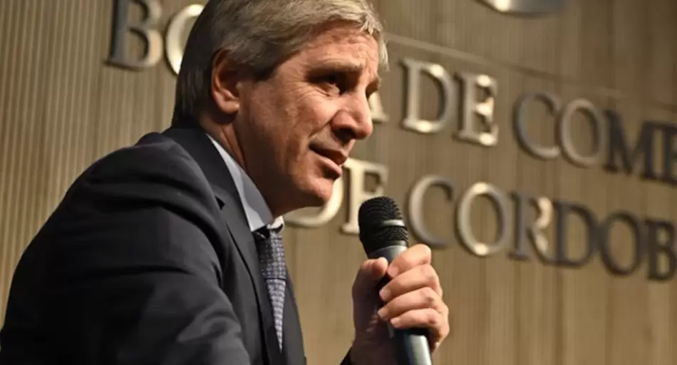 Luis Caputo lanza su advertencia más dura: "Estas elecciones son clave o no hay reformas"