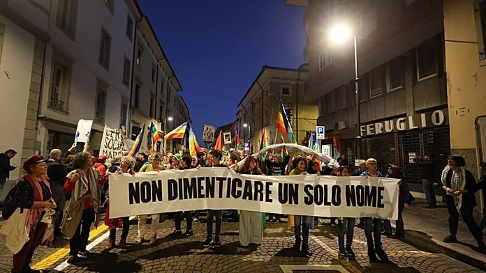 Miles de personas protestan en Udine antes del partido Italia-Israel por la clasificación al Mundial