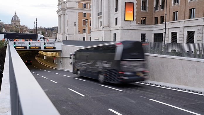 Tres detenidos por el asalto al autobús del Pistoia Basket en Rieti en el que murió un conductor