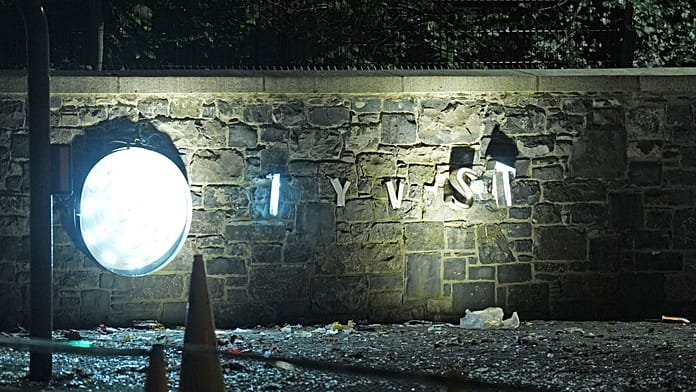 Detienen a 6 personas tras una violenta protesta antiinmigración en Dublín