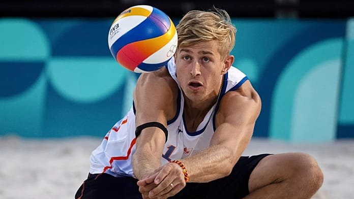 Australia niega el visado al jugador Steven van de Velde, condenado por violar a una niña de 12 años